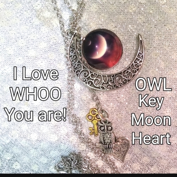 Galaxy Moon, Owl, Key, Heart Resin Pendant - Picture 5 of 10